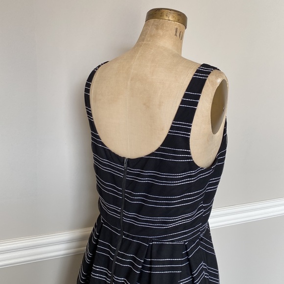 BCBGeneration Sleeveless tank style dress black with white stripes - Picture 5 of 14